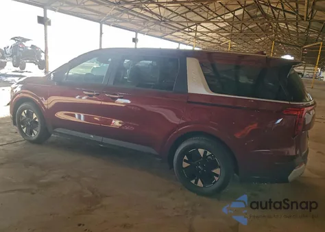 2026 Kia Carnival Lxs из США, поврежденный, VIN KNDNB5KA3T6086361